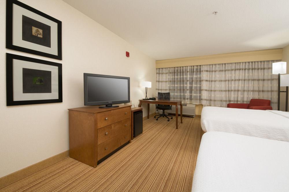 Hotel Courtyard By Marriott Sacramento Folsom Exteriér fotografie